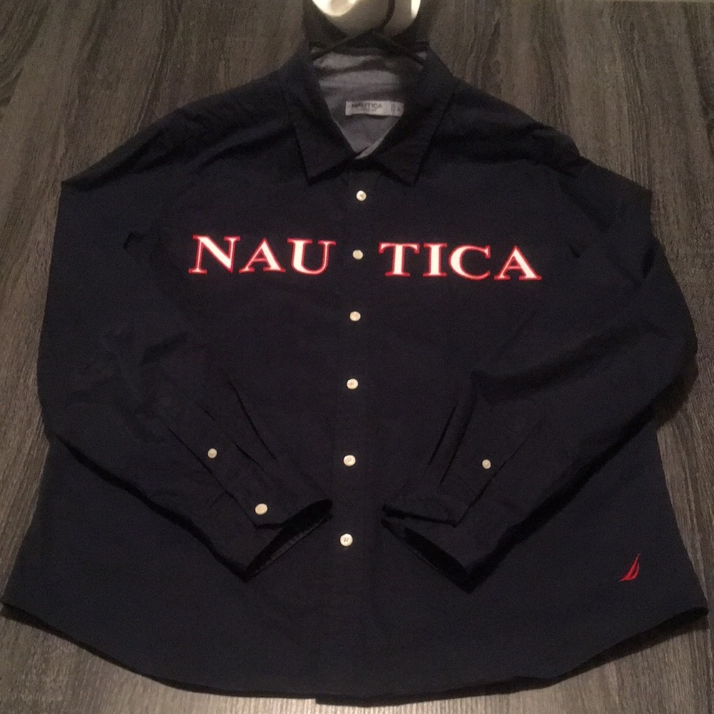 NAUTICA spell out button down collar shirt